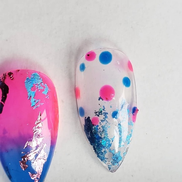 "Oceana" Reusable Press On Nails - Picture 7 of 7